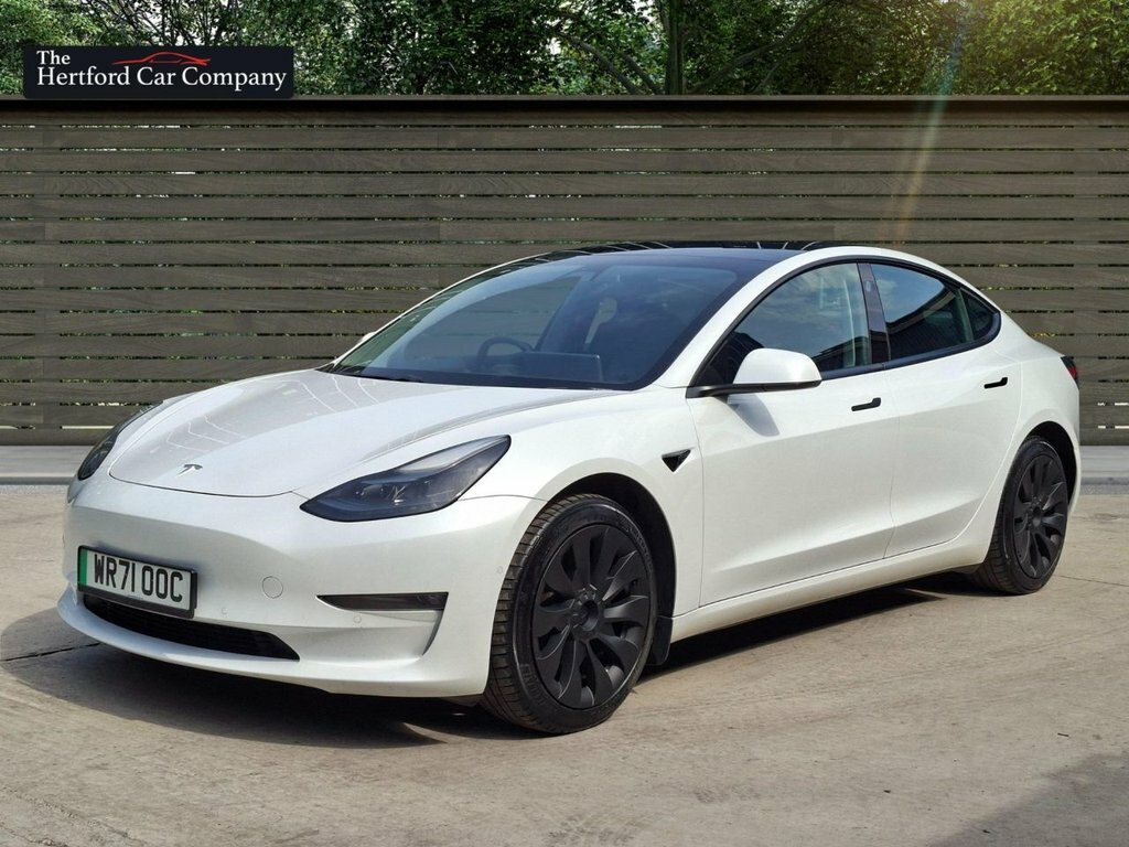 Tesla Model 3 Saloon WR71OOC White #3