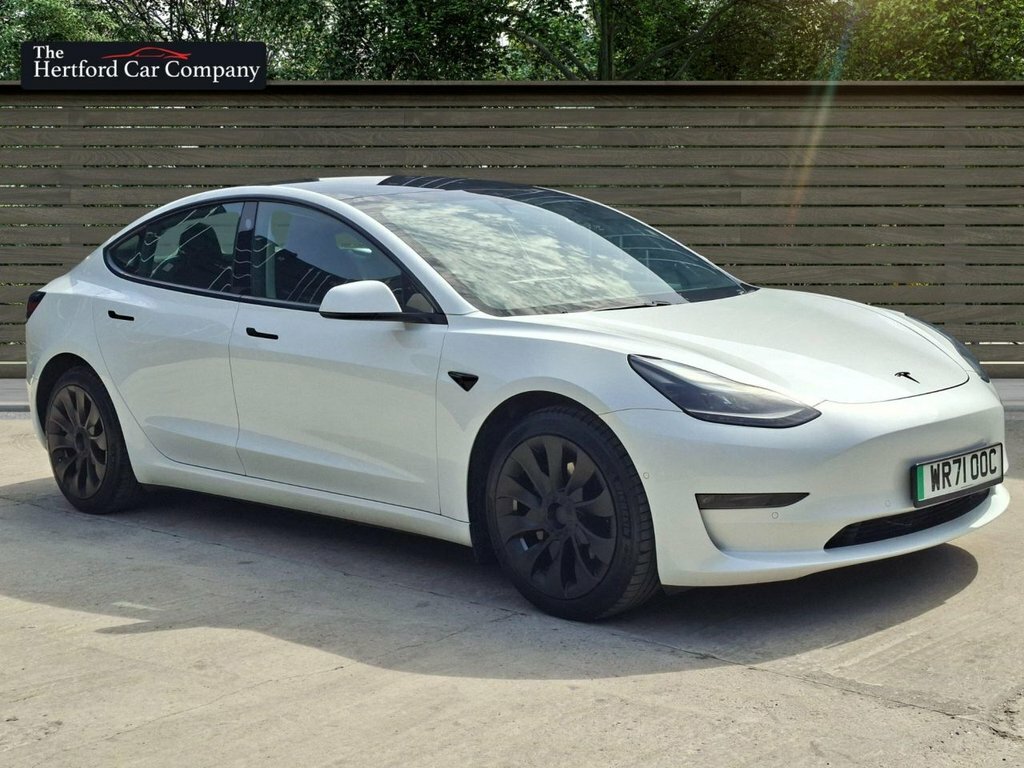 Tesla Model 3 Saloon White