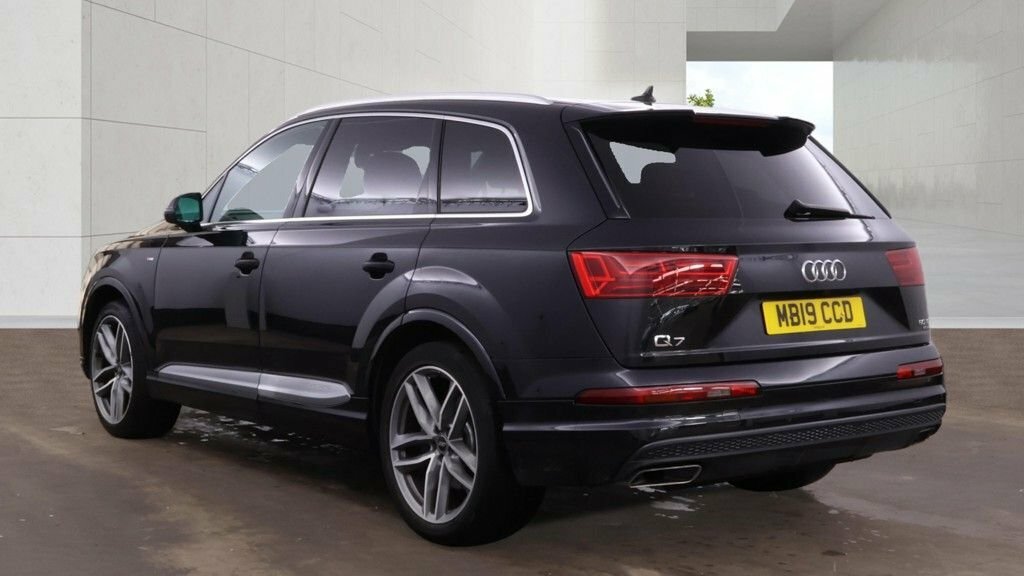 Audi Q7 3L S Line MB19CCD Black #4