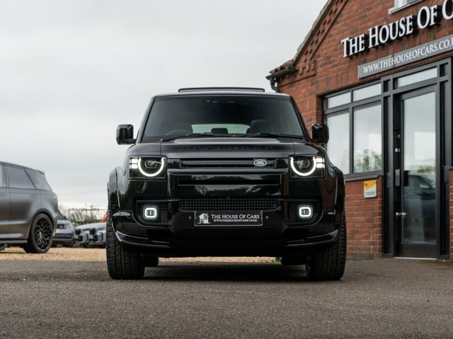 Land Rover Defender 110 2026 3.0 D250 Mhev X-dynamic Se 4Wd Euro 6 S EA26VPP Black #2
