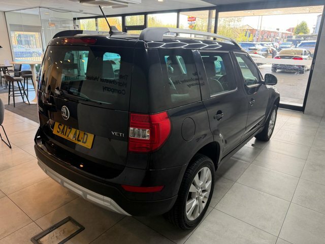 Skoda Yeti 2017 1.2 Tsi Se L Drive Outdoor Euro 6 Ss SA17ALD Black #5