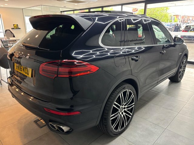 Porsche Cayenne 2016 3.0 V6 E-hybrid S Tiptronics 4Wd Euro 6 Ss Black #4