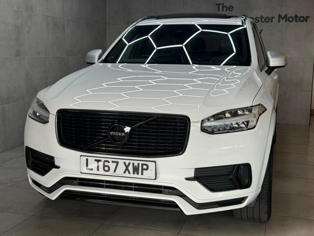 Volvo XC90 2017 2.0H T8 Twin Engine 10.4Kwh R-design Pro White #4