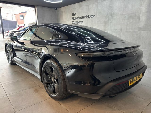 Porsche Taycan 2022 Performance Plus 93.4Kwh Rwd 11Kw C KM22NSY Black #3