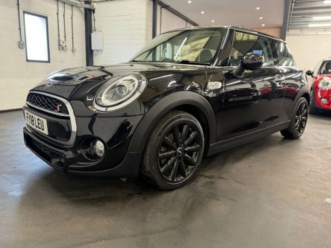Mini Hatch 2.0 Cooper S FY18LEU Black #2