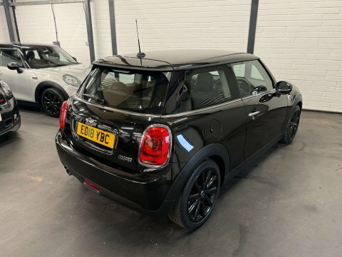 Mini Hatch 1.5 Cooper EO18YBC Black #3