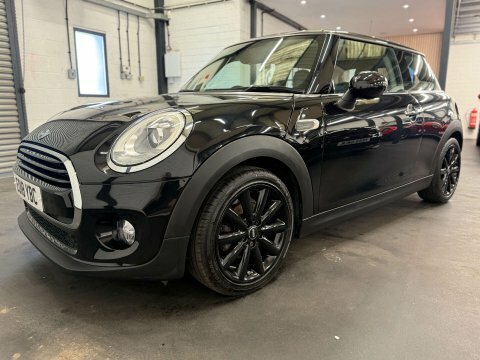 Mini Hatch 1.5 Cooper EO18YBC Black #2
