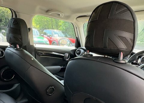 Mini Hatch 2019 68 Cooper   #5