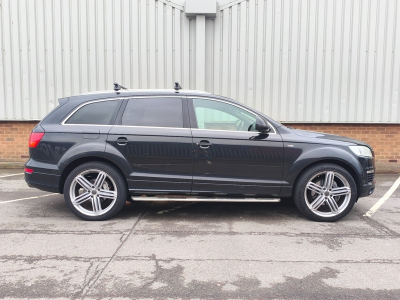 Audi Q7 S Line Grey #2