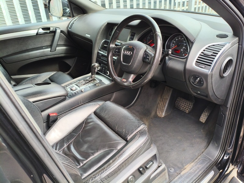 Audi Q7 S Line Grey #11