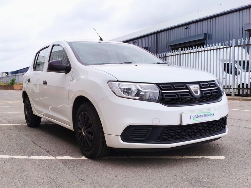 Dacia Sandero Essential Sce White #4