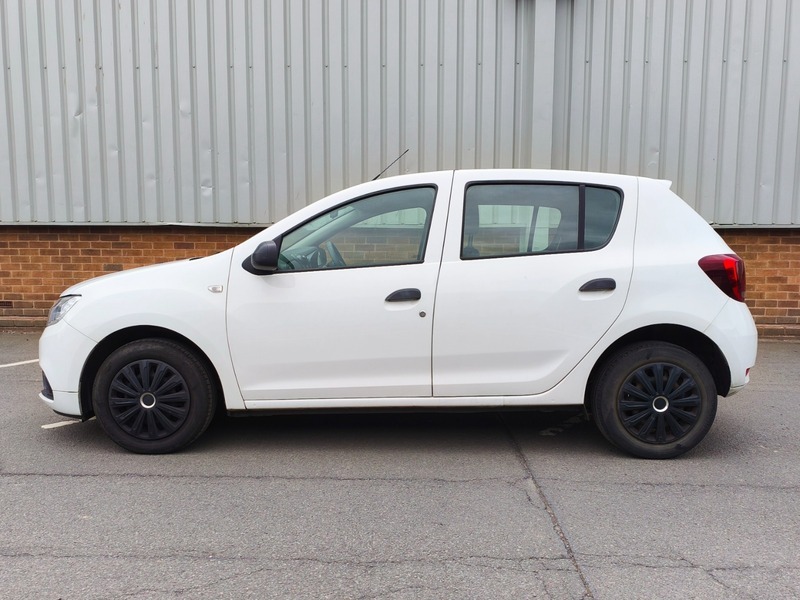 Dacia Sandero Essential Sce White #3