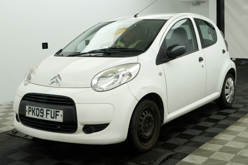 Citroen C1 Splash White #2