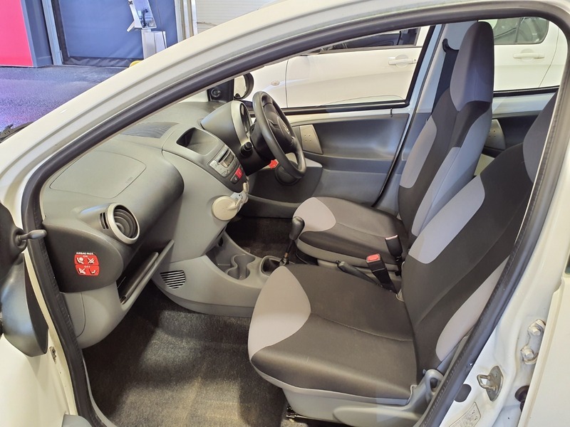 Citroen C1 Splash White #5
