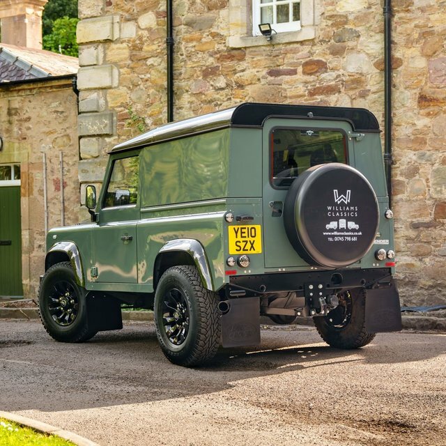 Land Rover Defender 2.4 Tdci Hard Top Suv 4Wd Swb Eu Green #4