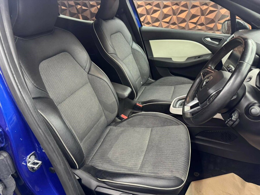 Renault Clio Techno E-tech Hev URZ3719  #6
