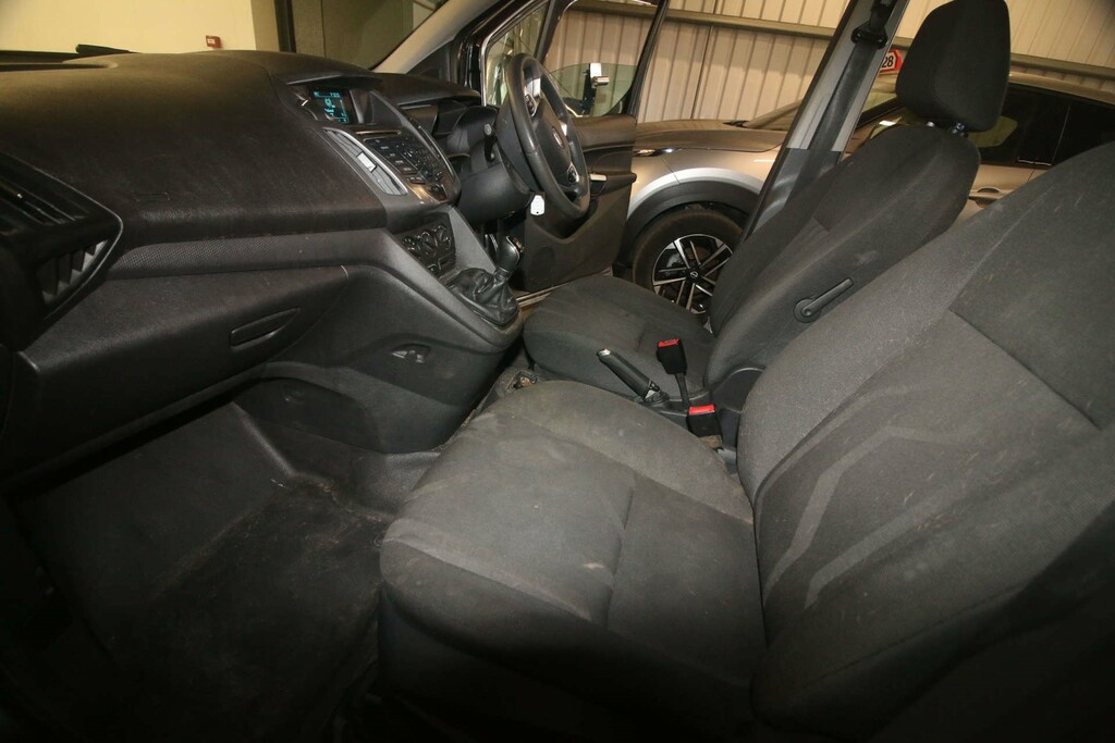 Ford Transit Connect 230 YM17CMX #4