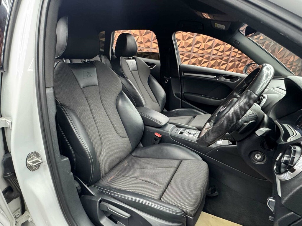 Audi A3 Sportback Black Edition Tfsi K27LNE  #5