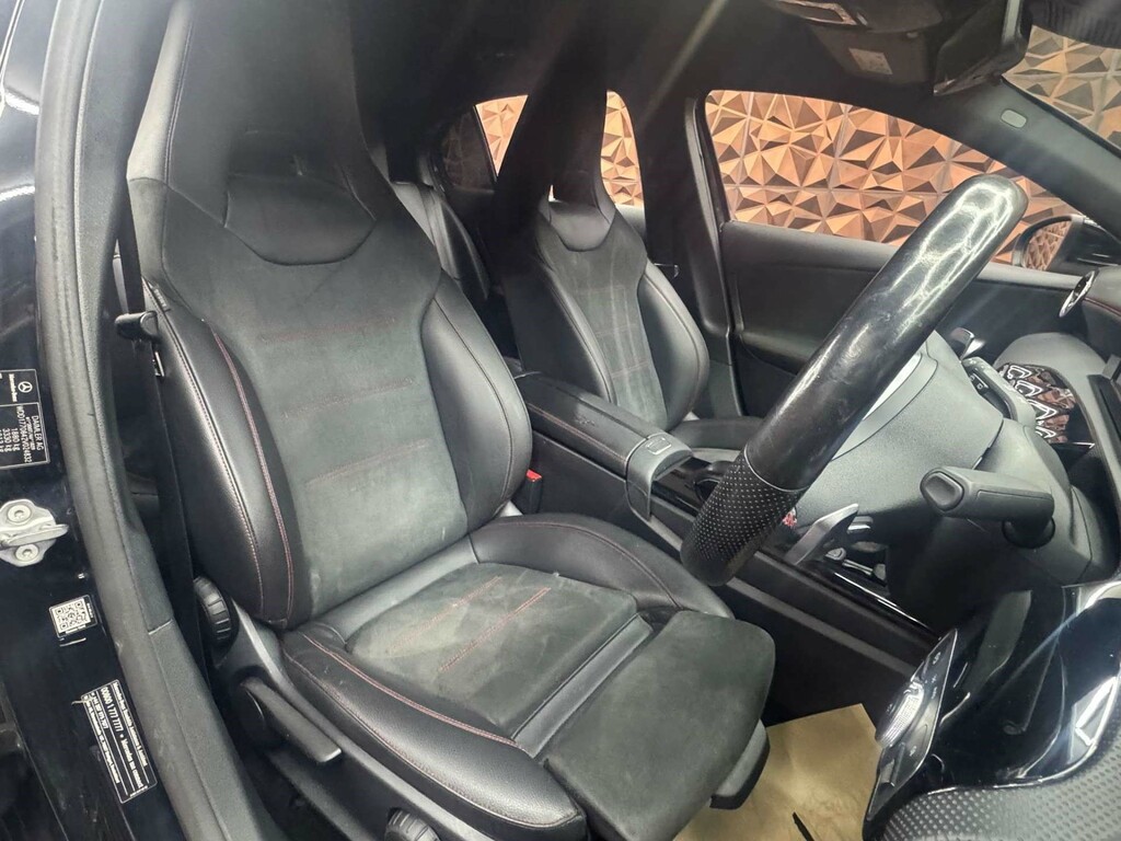 Mercedes-Benz A Class Amg Line GY19UZE  #4