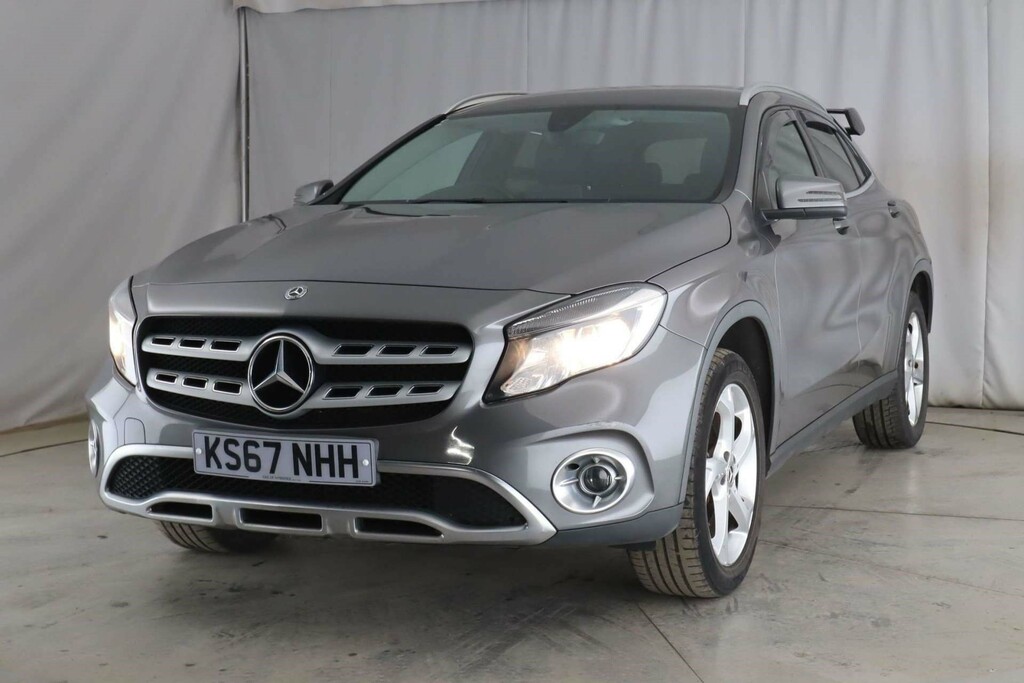 Mercedes-Benz GLA Class Sport D KS67NHH Grey #3