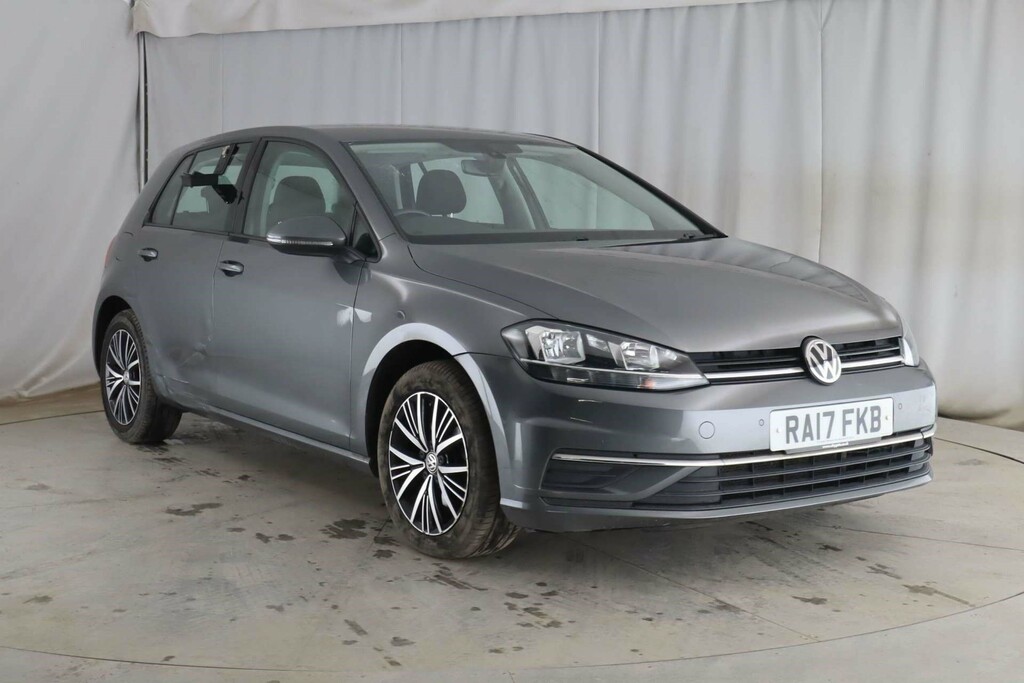 Volkswagen Golf Se Nav Tsi Bluemotion Technology 