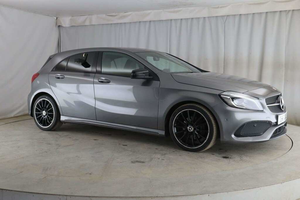 Mercedes-Benz A Class Amg Line Premium DE67UAL #2