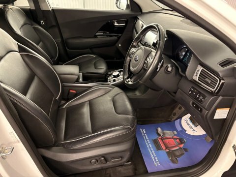 Kia e-Niro 64Kwh First Edition GF19VDA #3