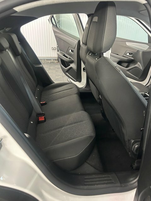 Vauxhall Mokka 1.2 Turbo Se NG21ZWT White #6