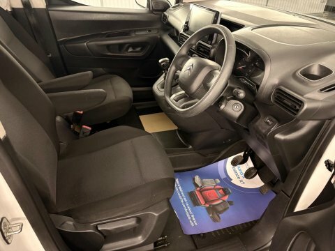 Citroen Berlingo 1.5 Bluehdi 850 YD22WLA  #3