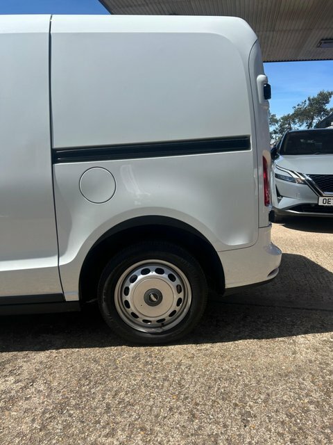 LEVC VN5 31Kwh Ultima 
