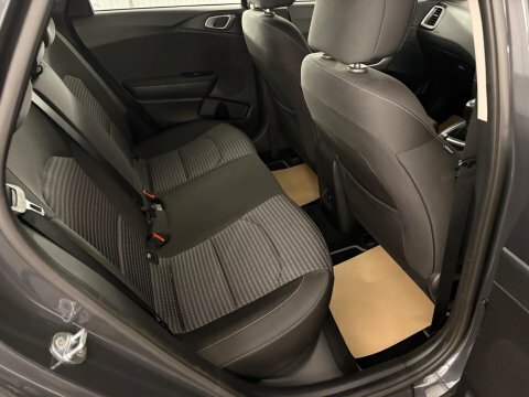 Kia Ceed 1.5 T-gdi 2 LG23VFV #5