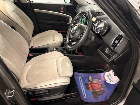 Mini Countryman 1.5 Cooper Exclusive YT69ZWD #3