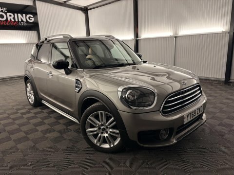 Mini Countryman 1.5 Cooper Exclusive YT69ZWD #2