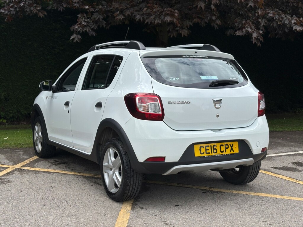 Dacia Sandero Stepway Hatchback CE16CPX White #3