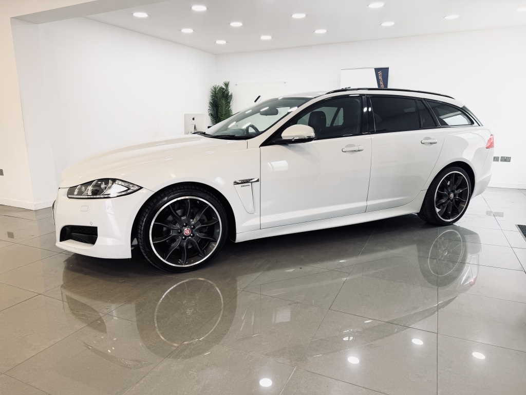 Jaguar XF 2.2 D R-sport Black Sportbrake FJ65YKL White #2