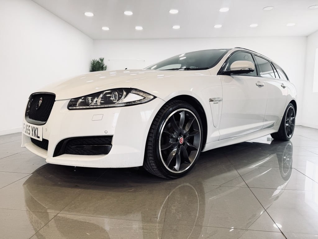 Jaguar XF 2.2 D R-sport Black Sportbrake White