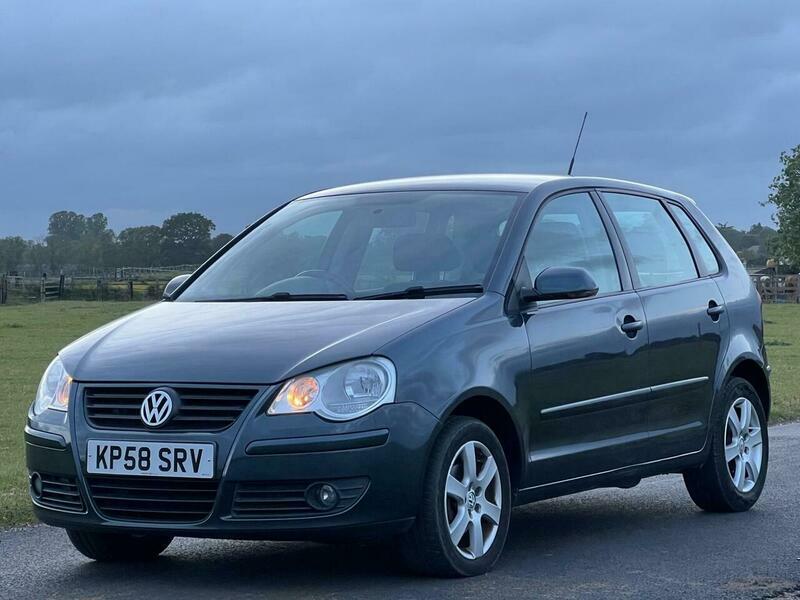 Volkswagen Polo 1.4 Match Grey #3