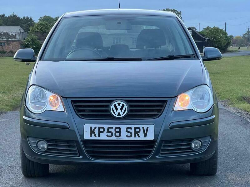 Volkswagen Polo 1.4 Match Grey #2