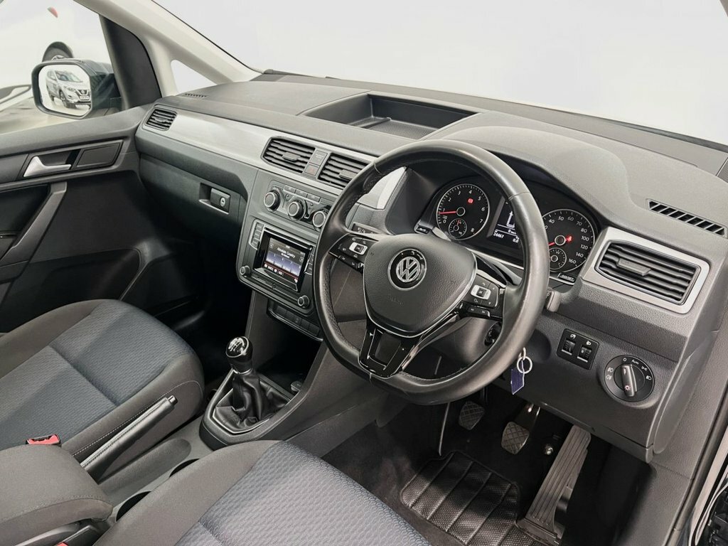 Volkswagen Caddy Maxi Life 1.4L Null LK18CZZ Blue #4