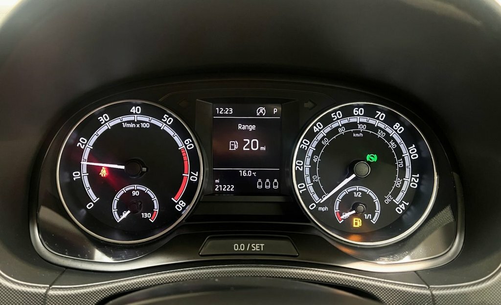 Skoda Fabia 1L Colour Edition PK70SSZ White #5