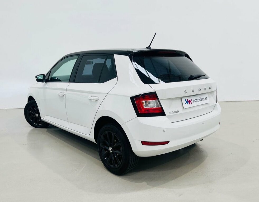Skoda Fabia 1L Colour Edition PK70SSZ White #3