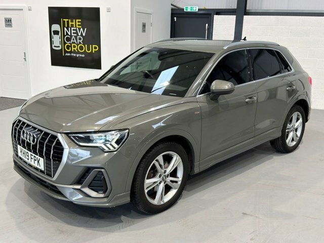 Audi Q3 2019 1.5 Tfsi Cod 35 S Line Suv S Troni YH19FPK Grey #3