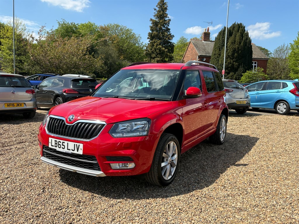 Skoda Yeti 1.2 L Se Tsi LB65LJV Red #4