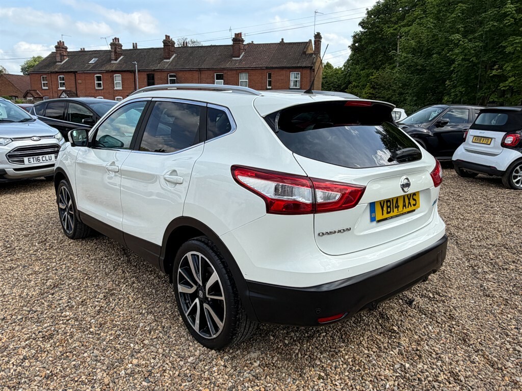 Nissan Qashqai 1.5 L Dci Tekna YB14AXS White #5