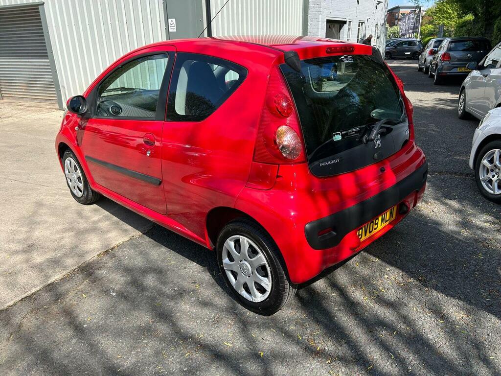 Peugeot 107 Hatchback 1.0 12V Urban Euro 4 200909 DV09MLN Red #5
