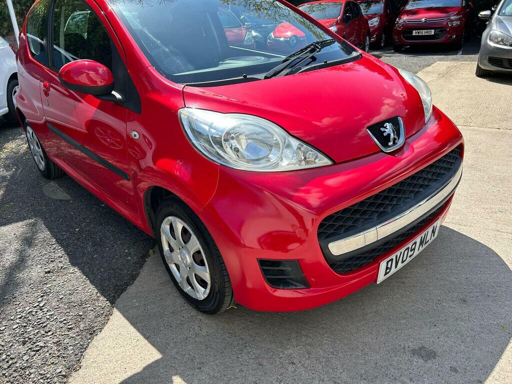 Peugeot 107 Hatchback 1.0 12V Urban Euro 4 200909 DV09MLN Red #6