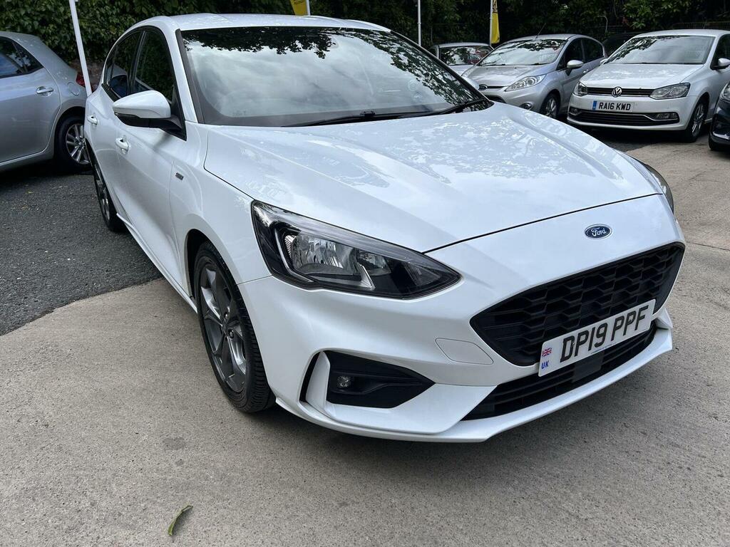 Ford Focus Hatchback 1.0T Ecoboost St-line Euro 6 Ss DP19PPF White #5