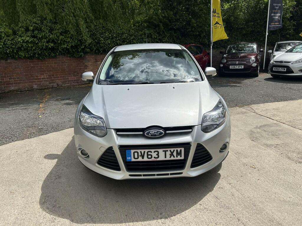 Ford Focus Hatchback 1.0T Ecoboost Titanium Euro 5 Ss OV63TXM Silver #2