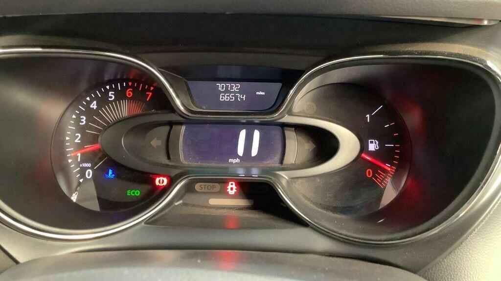 Renault Captur Suv 1.2 Tce Energy Signature Nav Euro 6 Ss RO17XYP Red #3