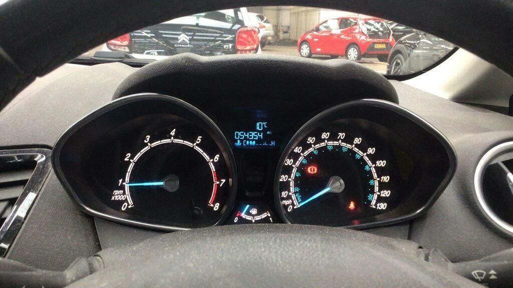 Ford Fiesta Hatchback 1.25 Zetec Euro 6 201616 CA16OXT Blue #2